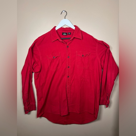 LONG-SLEEVE BUTTON DOWN IN RED XLT - Picture 2 of 4